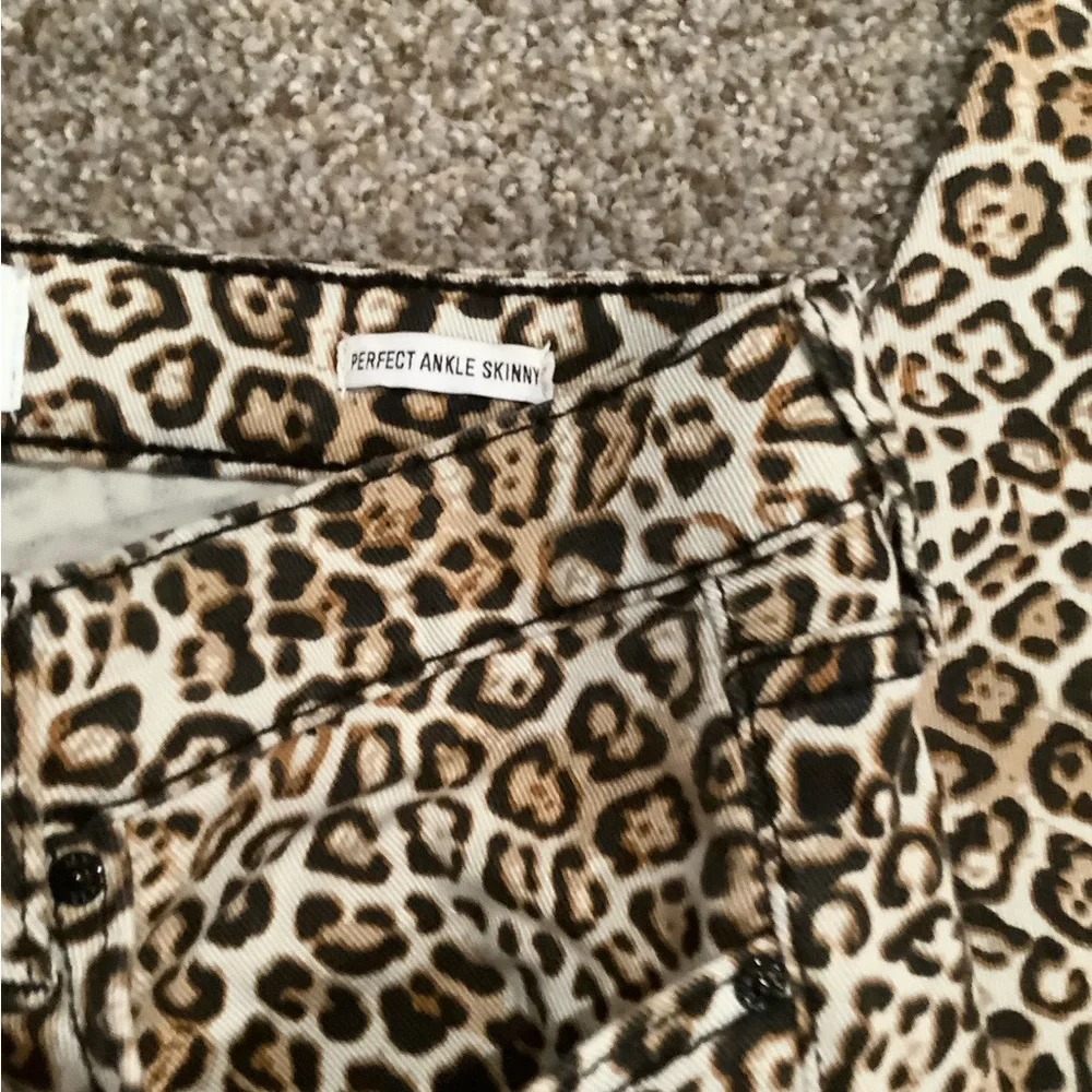 Relisted - Picture 5 of 6